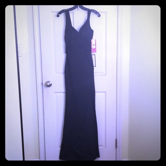 Emerald Sundae Long Black Dress